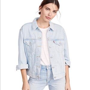 Women’s levi’s ex boyfriend trucker jacket